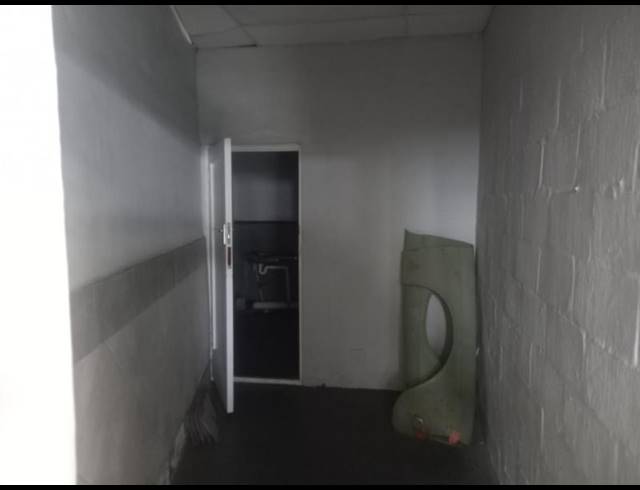 INDUSTRIAL PROPERTY TO RENT IN NORTH END